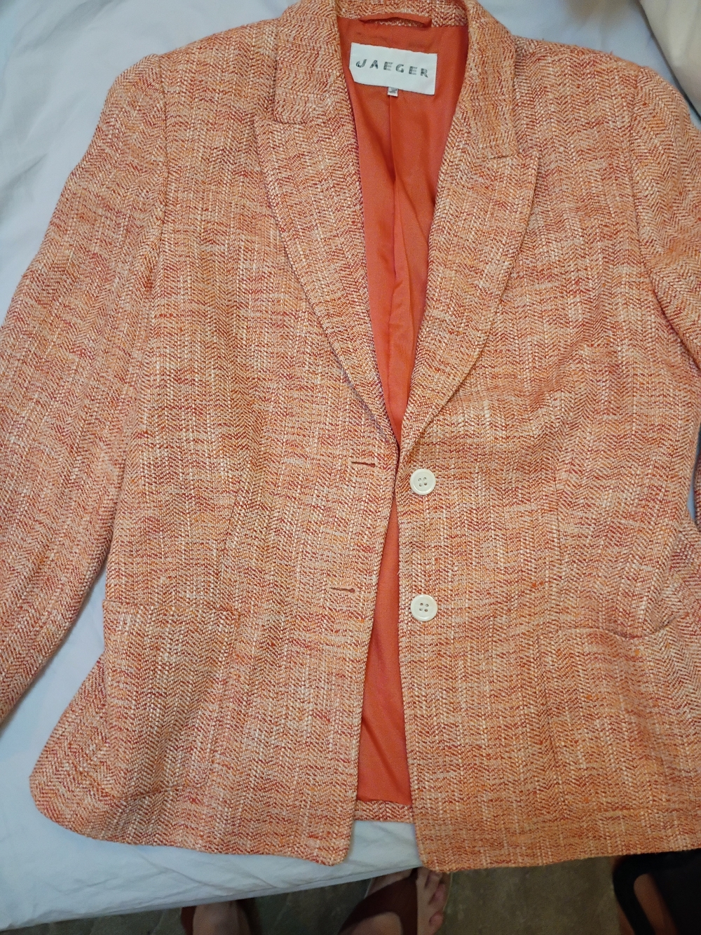 Beautifullly Tailored Jaeger Blazer Sz12
